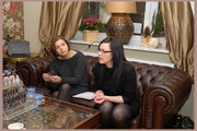 Red. Anna Tomiak z magazynu „Sukces” (z lewej) i Urszula Sypniewska, koordynatorka ds. marketingu i PR Golden Rose